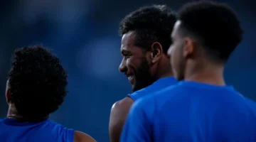 صدمة الفار.. البليهي يفشل في التسجيل بظهوره الأول مع الشباب أمام الخلود